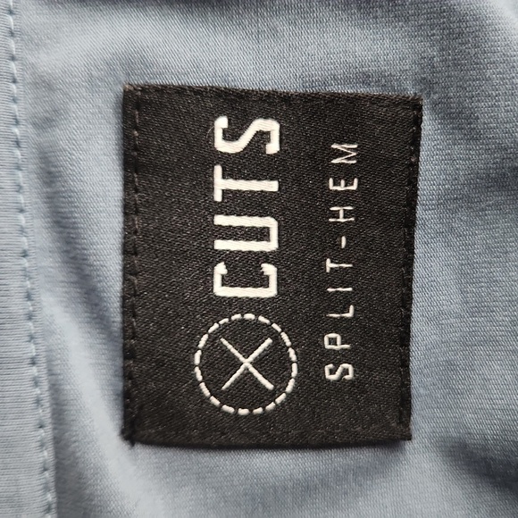 Cuts Henley Curve Hem T Shirt - Picture 5 of 7